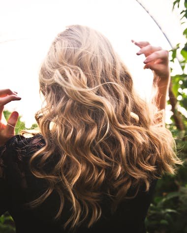 pexels-tim-mossholder-1049687